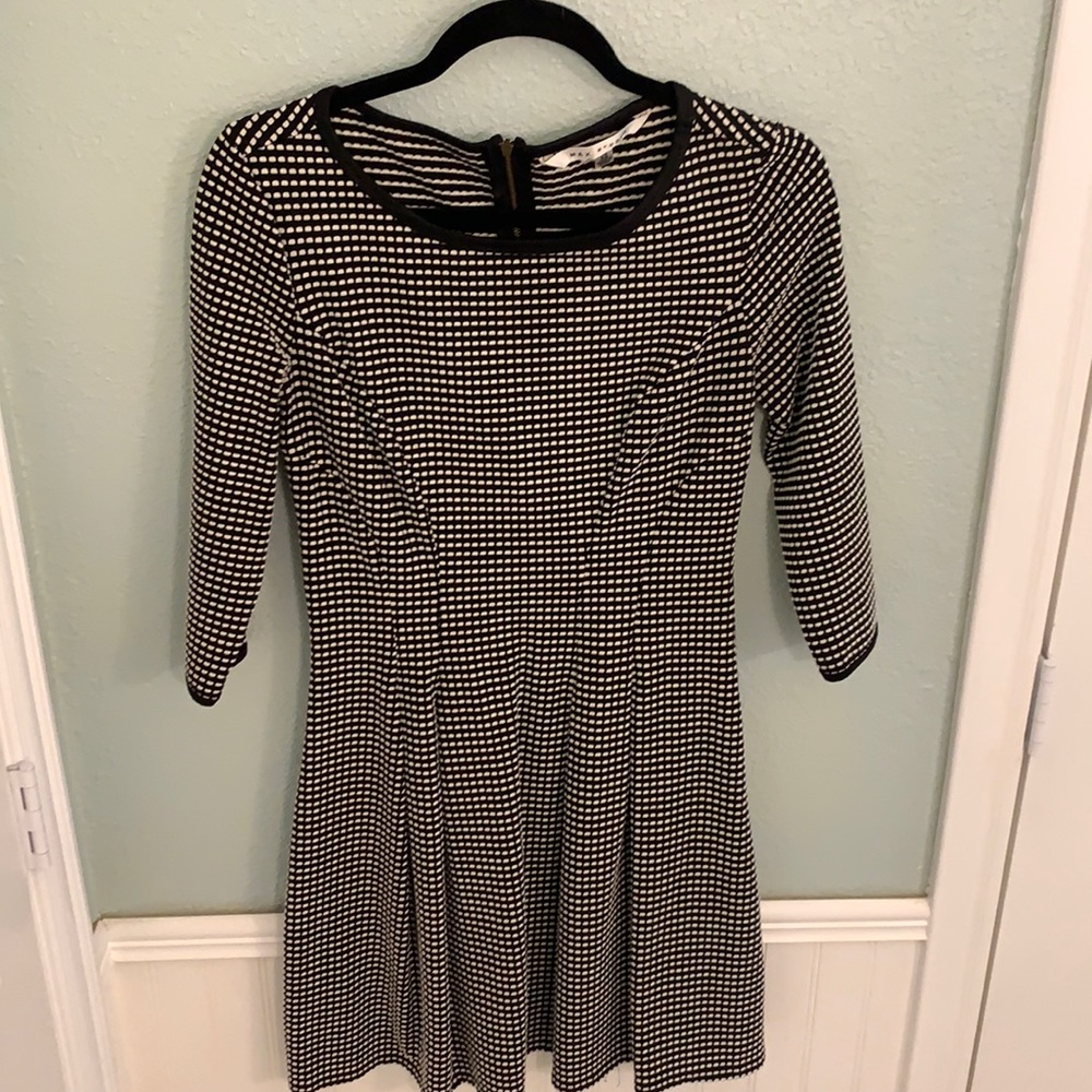 Max studio dress